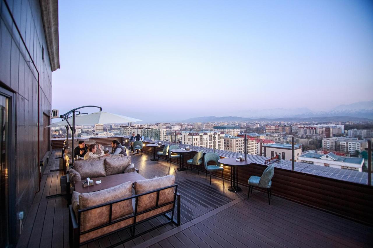 Terrasse Hotel & Bar Biskek Kültér fotó